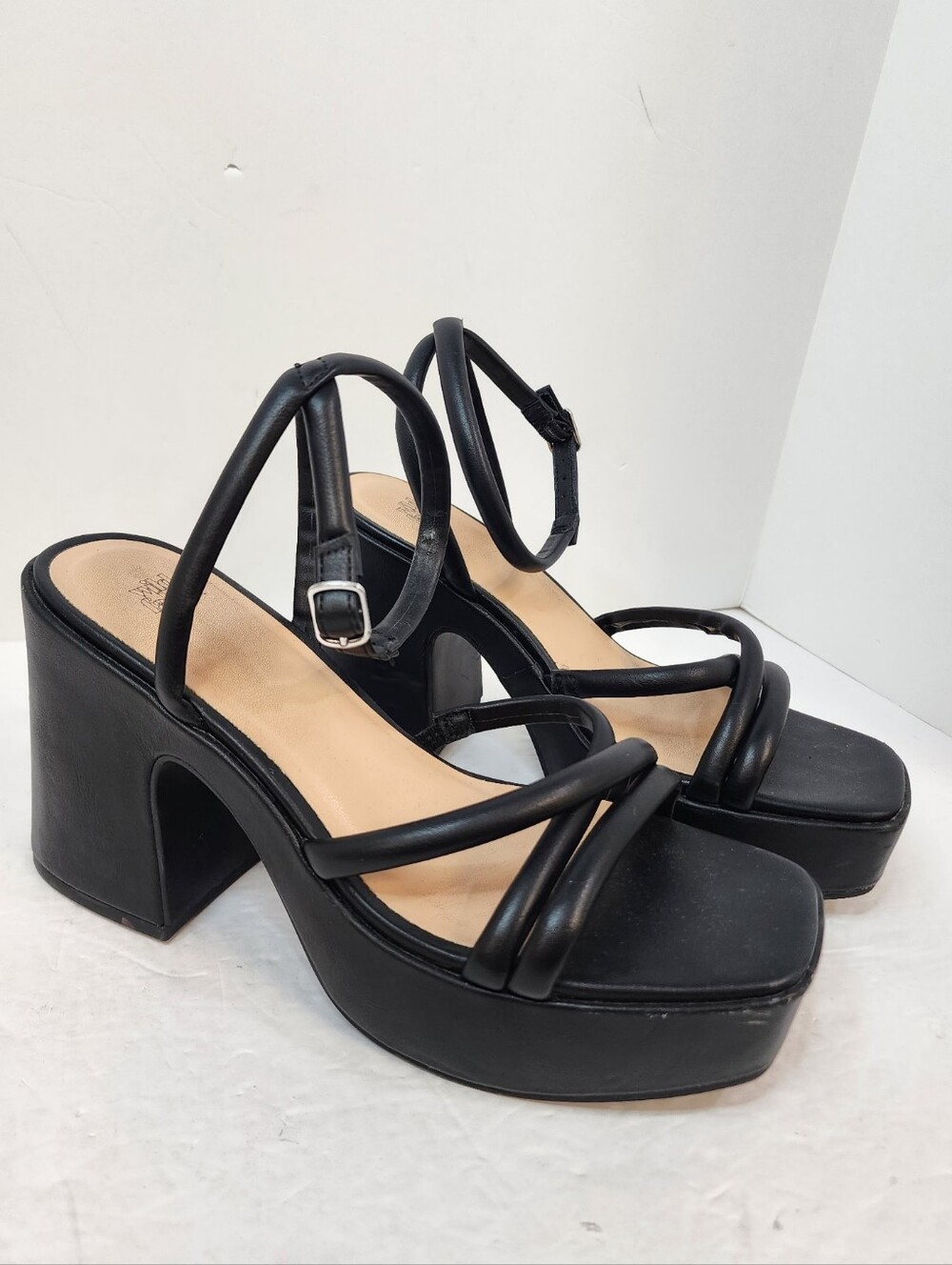 Wild Fable Black Strappy Platform Sandals Size 8.5